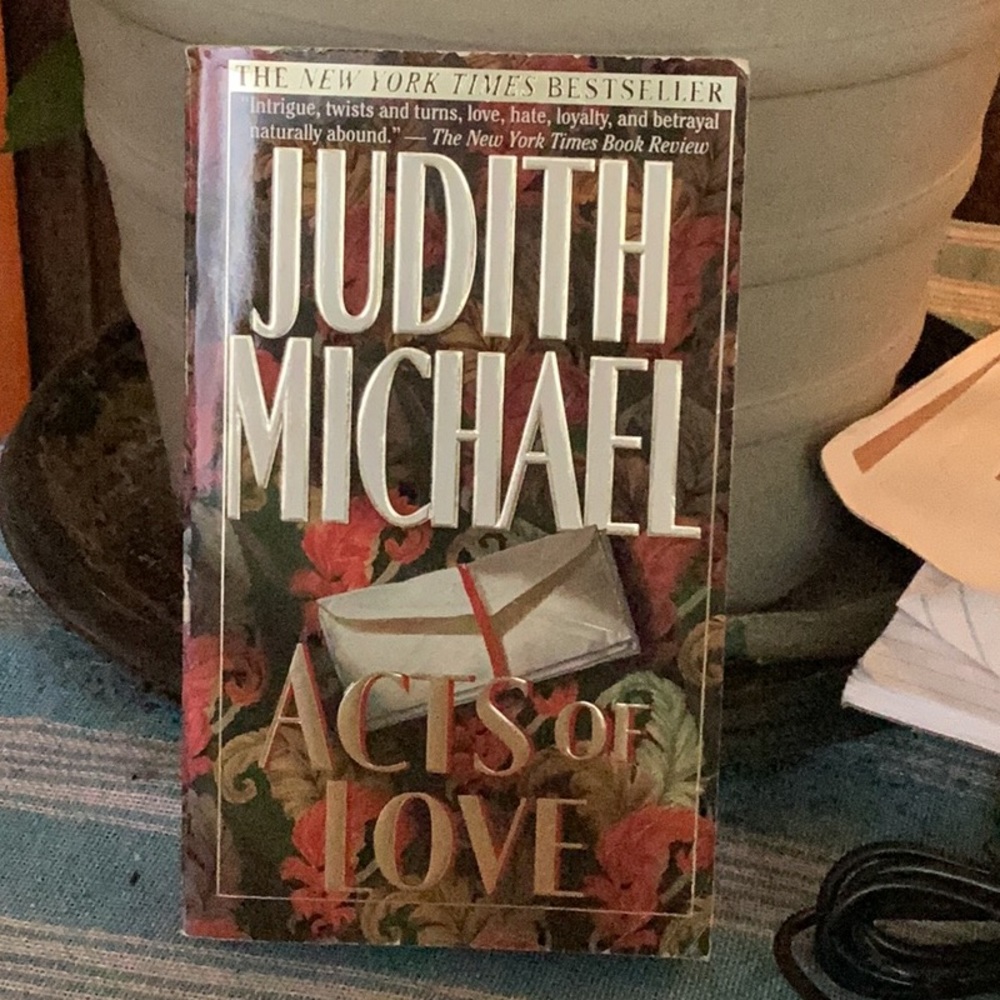 Judith Michael Acts of Love